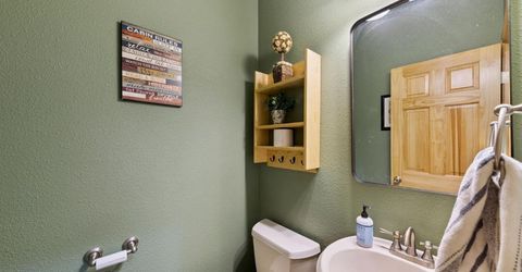 2050 Lukins Way, South Lake Tahoe, CA 96150 Photo