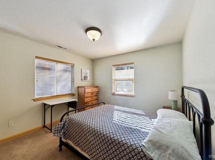 2050 Lukins Way, South Lake Tahoe, CA 96150 Photo