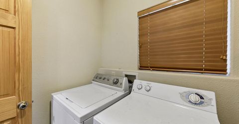 2050 Lukins Way, South Lake Tahoe, CA 96150 Photo