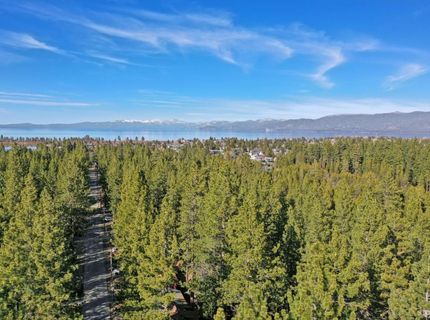 2050 Lukins Way, South Lake Tahoe, CA 96150 Photo