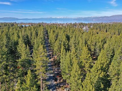 2050 Lukins Way, South Lake Tahoe, CA 96150 Photo