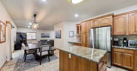 2050 Lukins Way, South Lake Tahoe, CA 96150 Photo