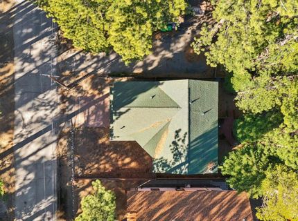 2050 Lukins Way, South Lake Tahoe, CA 96150 Photo