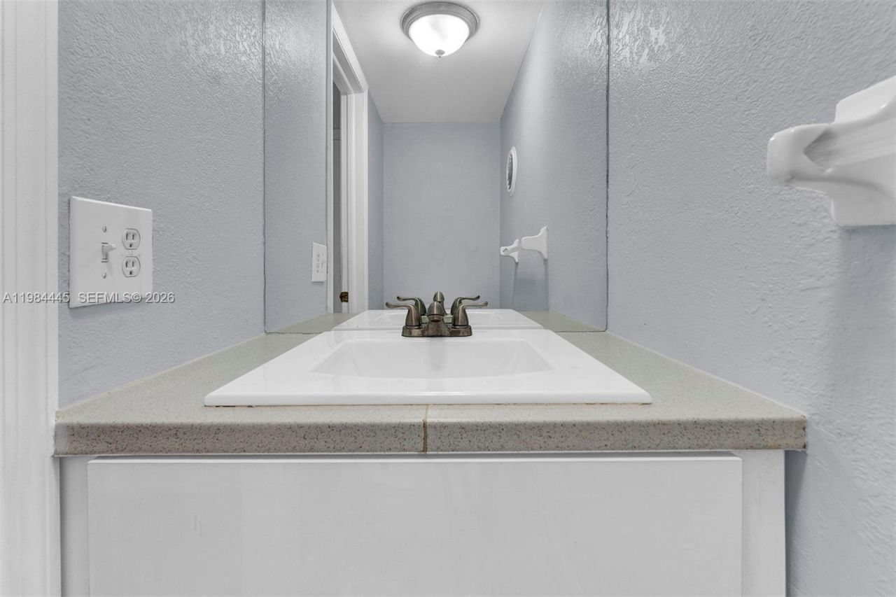 8600 SW 109th Ave , Unit 4-207, Miami, FL 33173 Photo