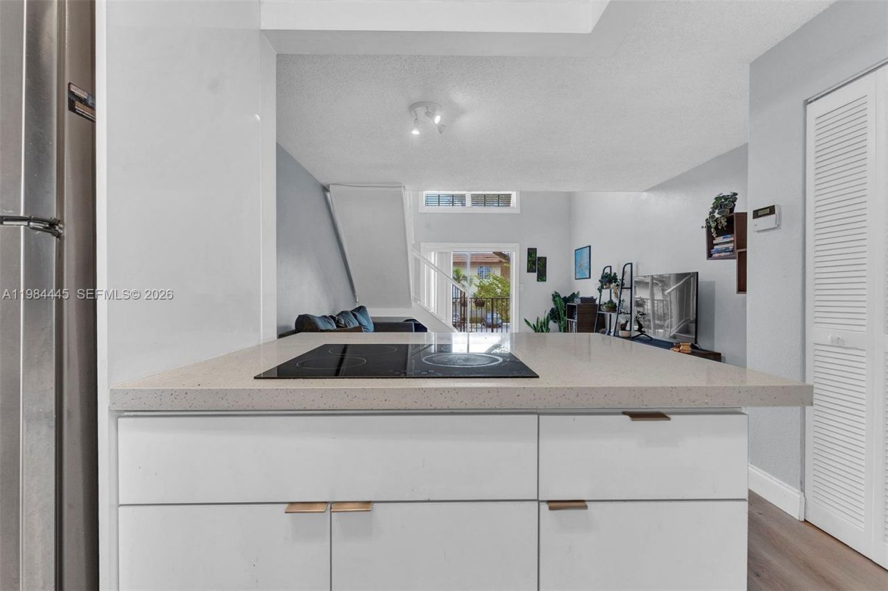 8600 SW 109th Ave , Unit 4-207, Miami, FL 33173 Photo