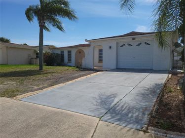 6410 TRALEE AVENUE , NEW PORT RICHEY, FL 34653