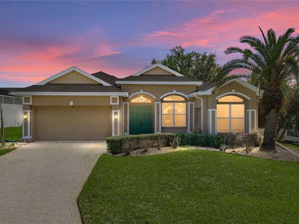 12231 WOODLANDS CIRCLE , DADE CITY, FL 33525