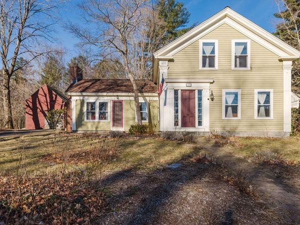 429 South St, Holliston, MA 01746