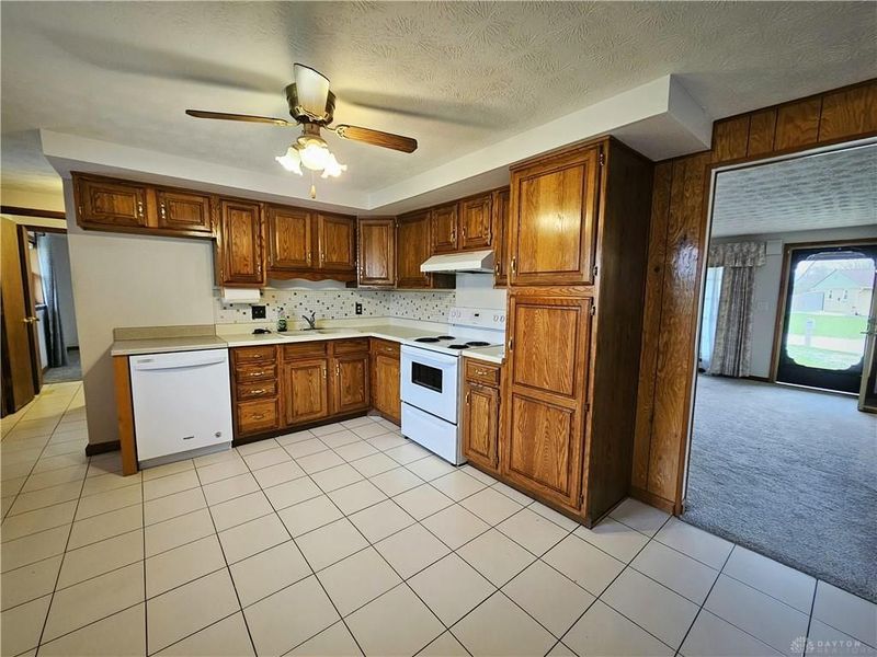 2187 Tampico Trail, Bellbrook, OH 45305 Photo 11