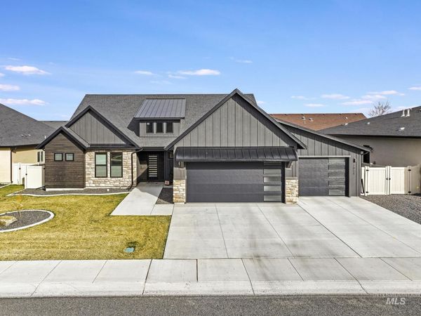 2054 Red Rock Way, Twin Falls, ID 83301