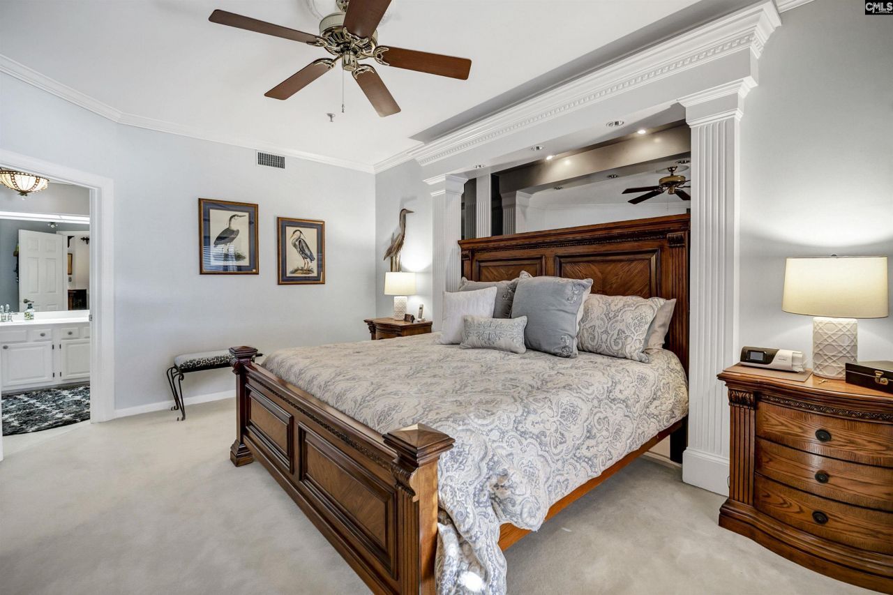 100 Sunset Boulevard  Photo 33