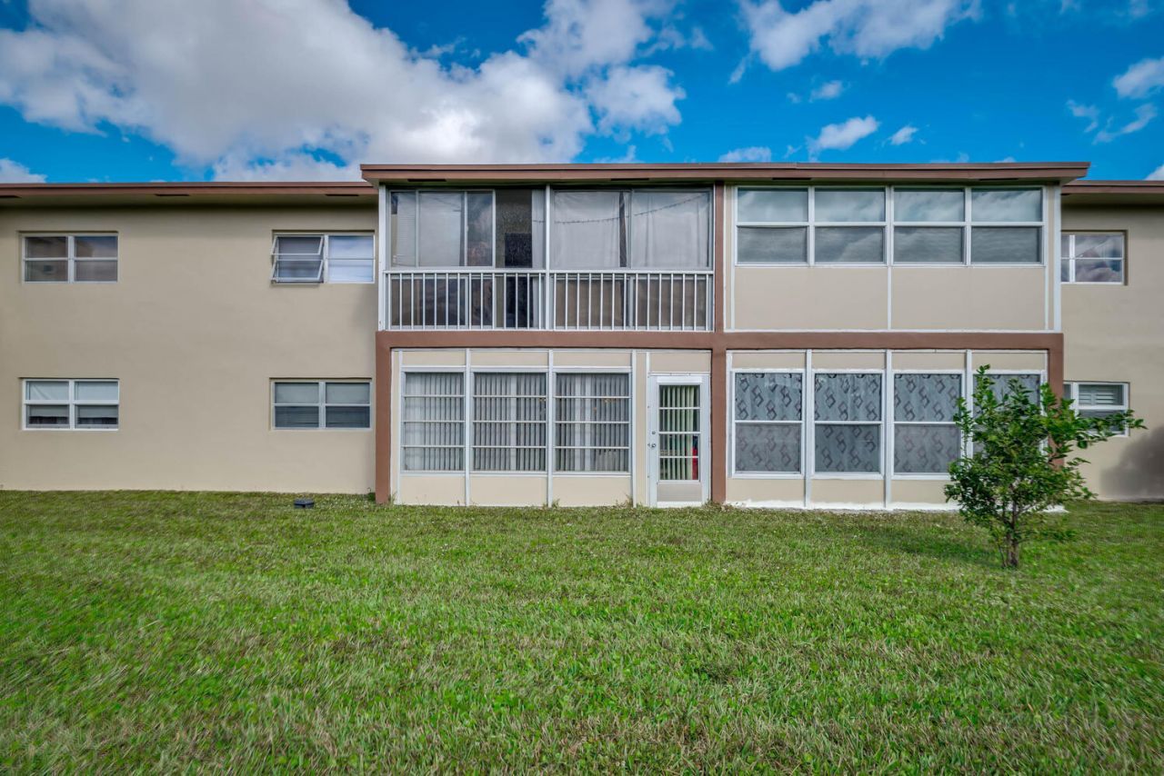 7300 NW 5th Court, Margate, FL 33063 Photo