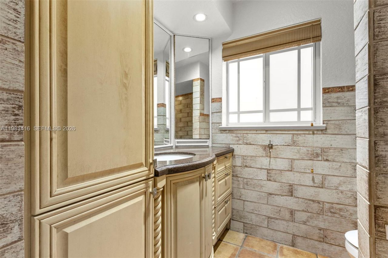 Please Call For Address, Pembroke Pines, FL 33026 Photo