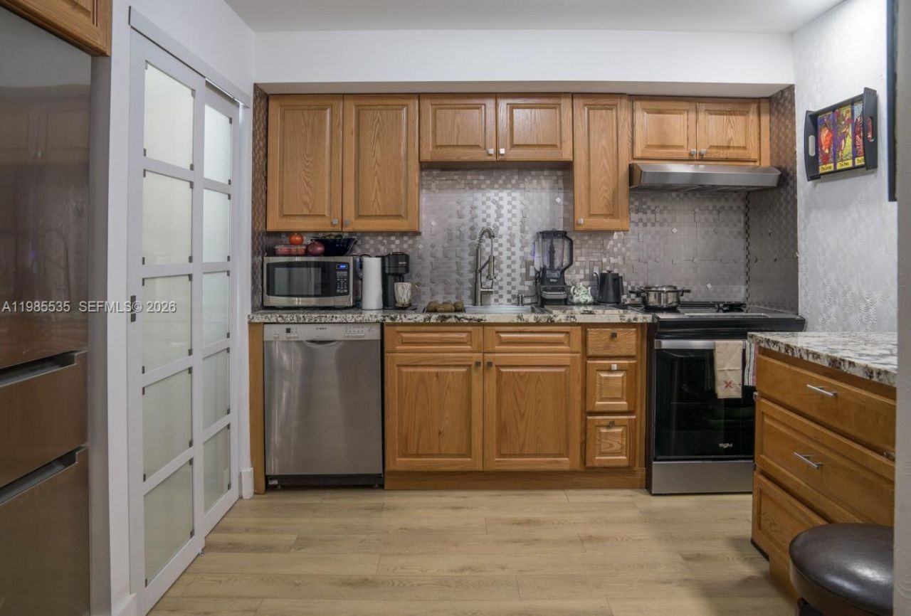 1800 S Ocean Blvd, Unit 301, Lauderdale by the Sea, FL 33062 Photo