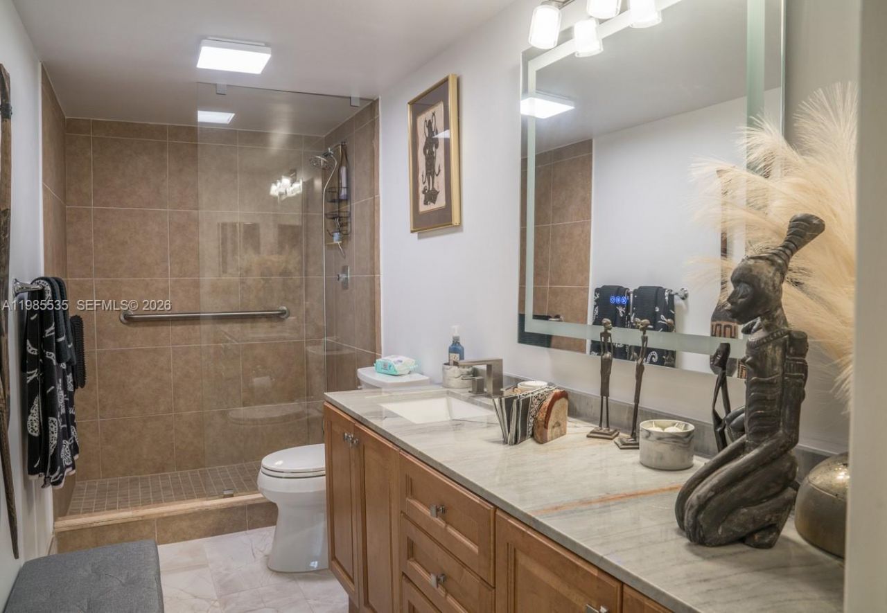 1800 S Ocean Blvd, Unit 301, Lauderdale by the Sea, FL 33062 Photo