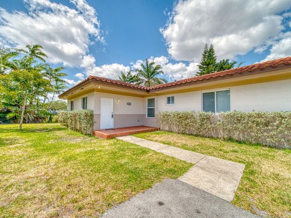 14708 NE 7th Ave , Unit 14708, Miami, FL 33161