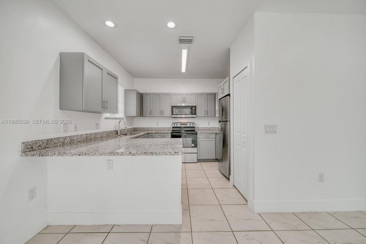 14708 NE 7th Ave, Unit 14708, Miami, FL 33161 Photo