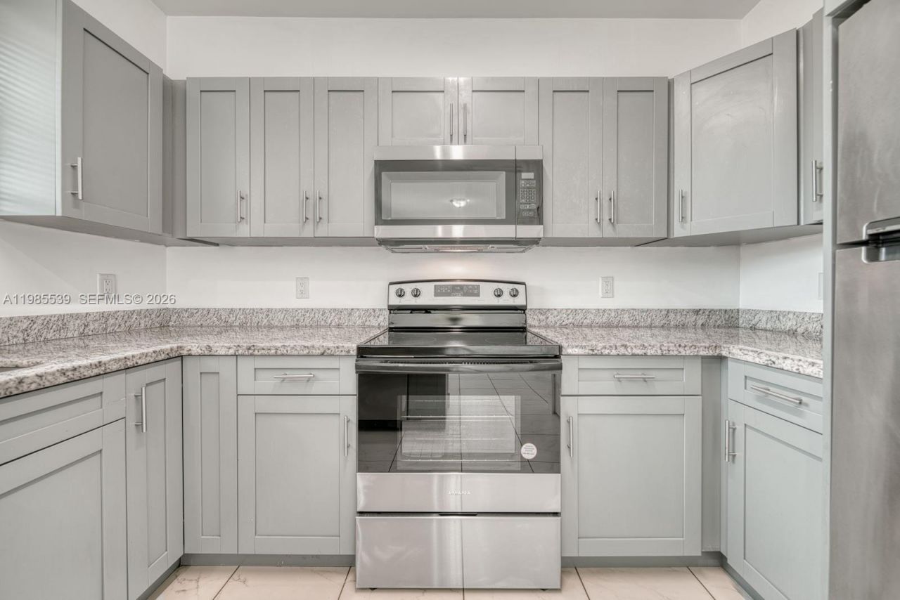 14708 NE 7th Ave, Unit 14708, Miami, FL 33161 Photo