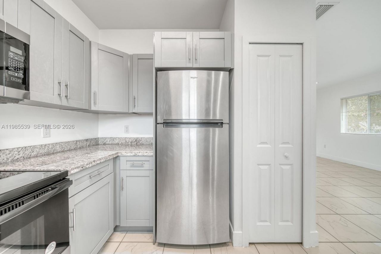 14708 NE 7th Ave, Unit 14708, Miami, FL 33161 Photo