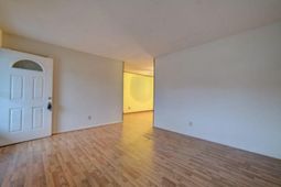 246 Columbia Drive photo 4