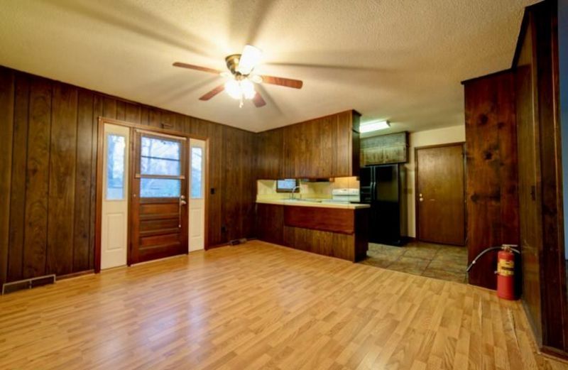 246 Columbia Drive Photo 6