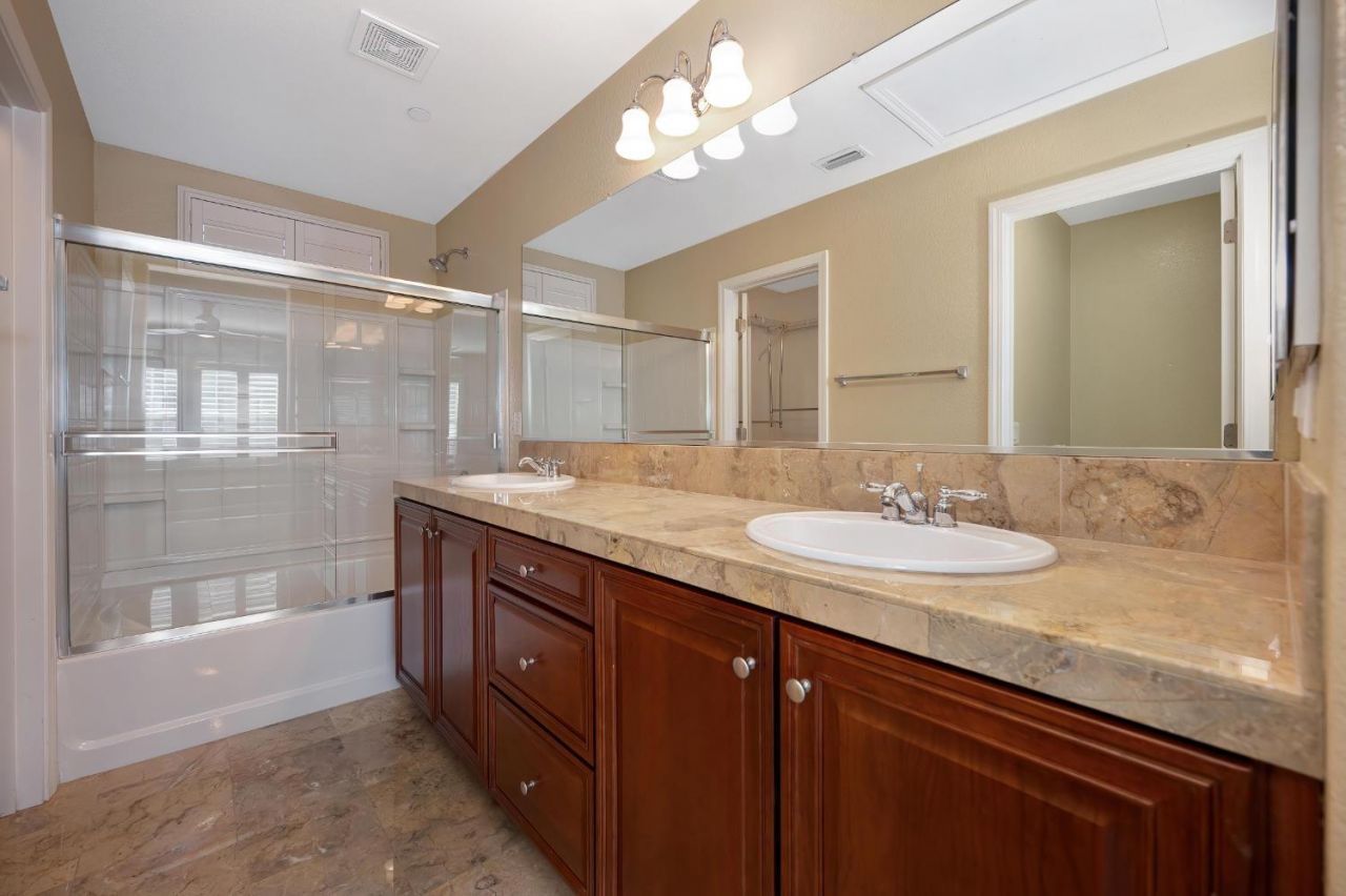 206 Dante Cir, Roseville, CA 95678 Photo