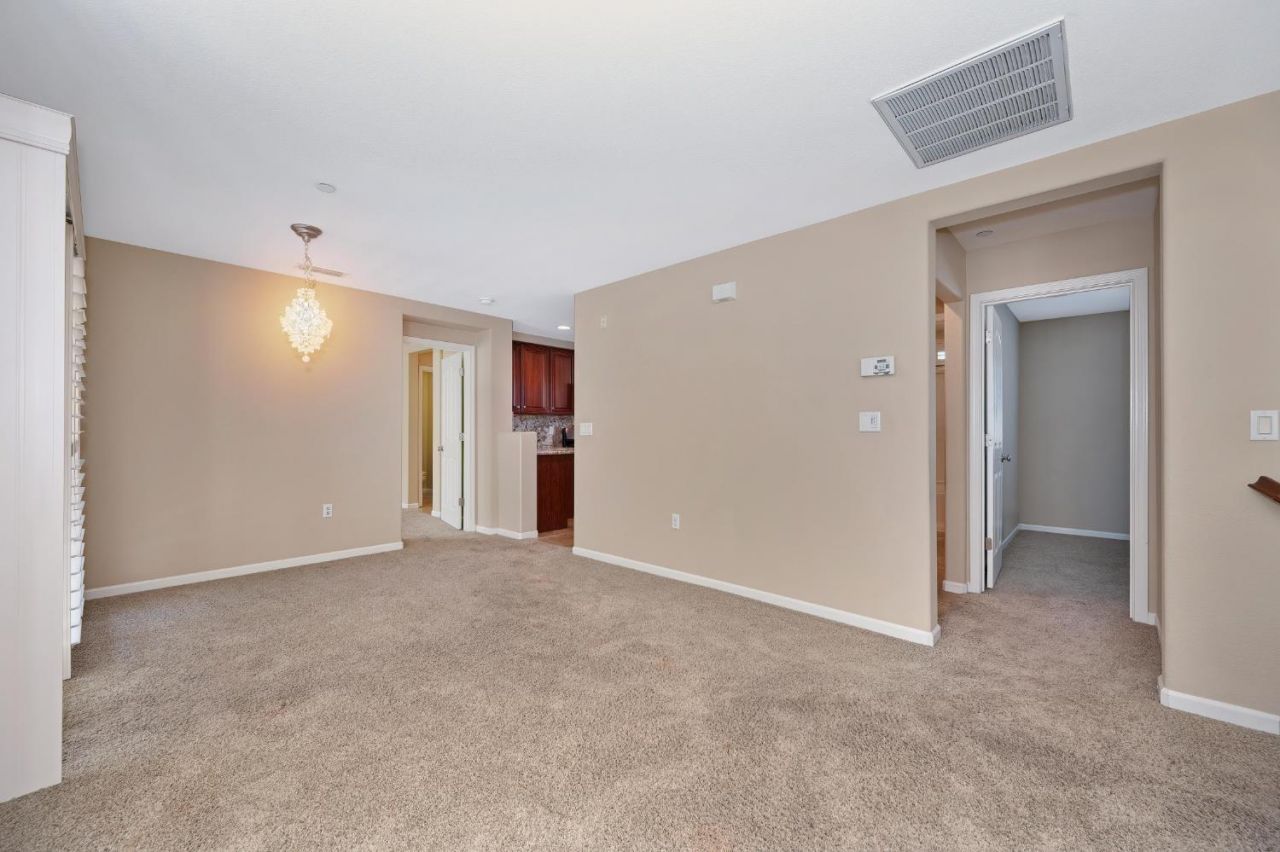 206 Dante Cir, Roseville, CA 95678 Photo