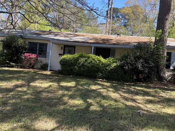 2842 Teresa Drive, Jackson, MS 39212