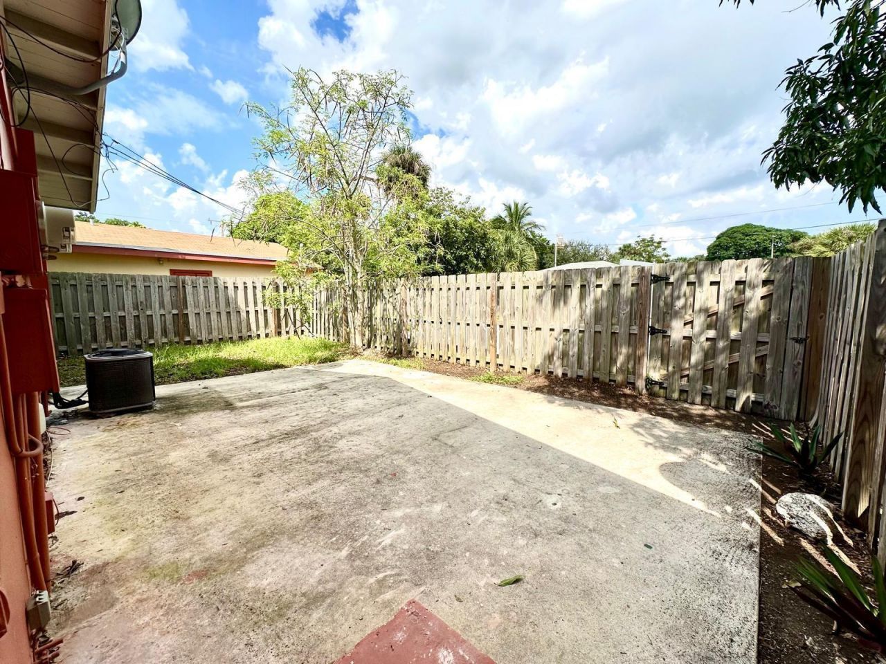 407 55th Street, West Palm Beach, FL 33407 Photo