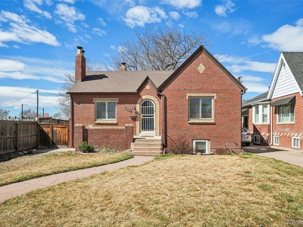 1525 Holly Street , Denver, CO 80220