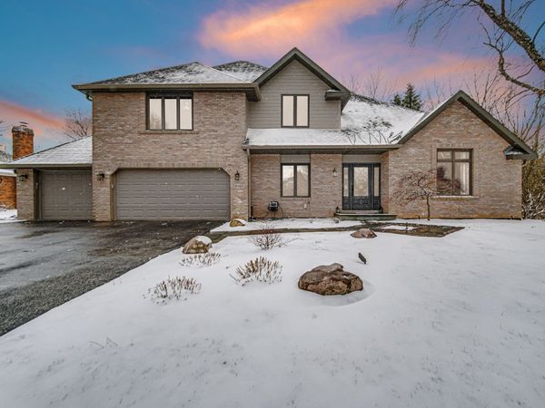 8969 Charrington Drive , Frankfort, IL 60423