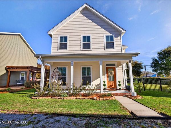 6 Sweetgrass Lane, Ocean Springs, MS 39564