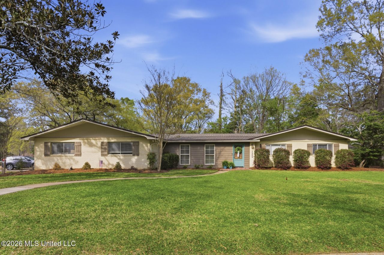 1508 Kimwood Circle, Jackson, MS 39211 Main Photo