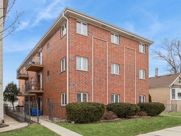 2740 N 74th Court , Unit 2E, Elmwood Park, IL 60707