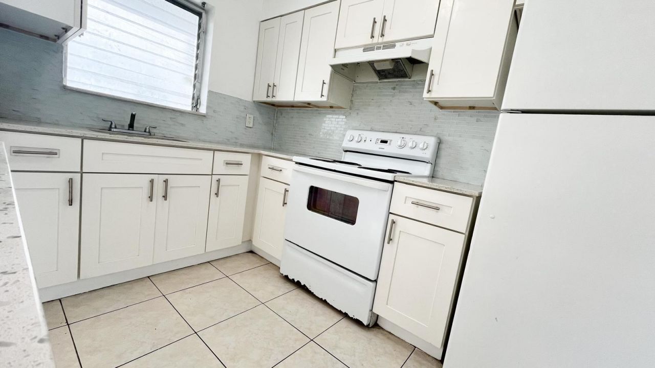 1241 W River Drive, Unit 7, Margate, FL 33063 Photo