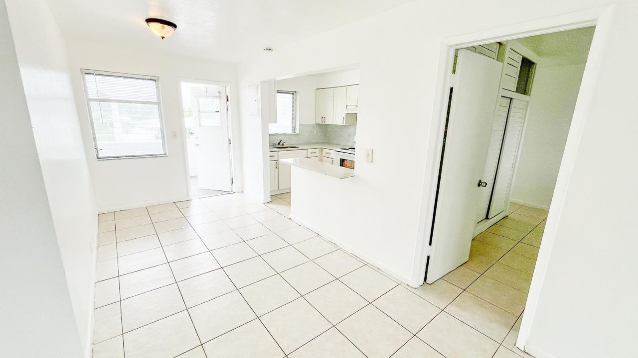 1241 W River Drive, Unit 7, Margate, FL 33063 Photo