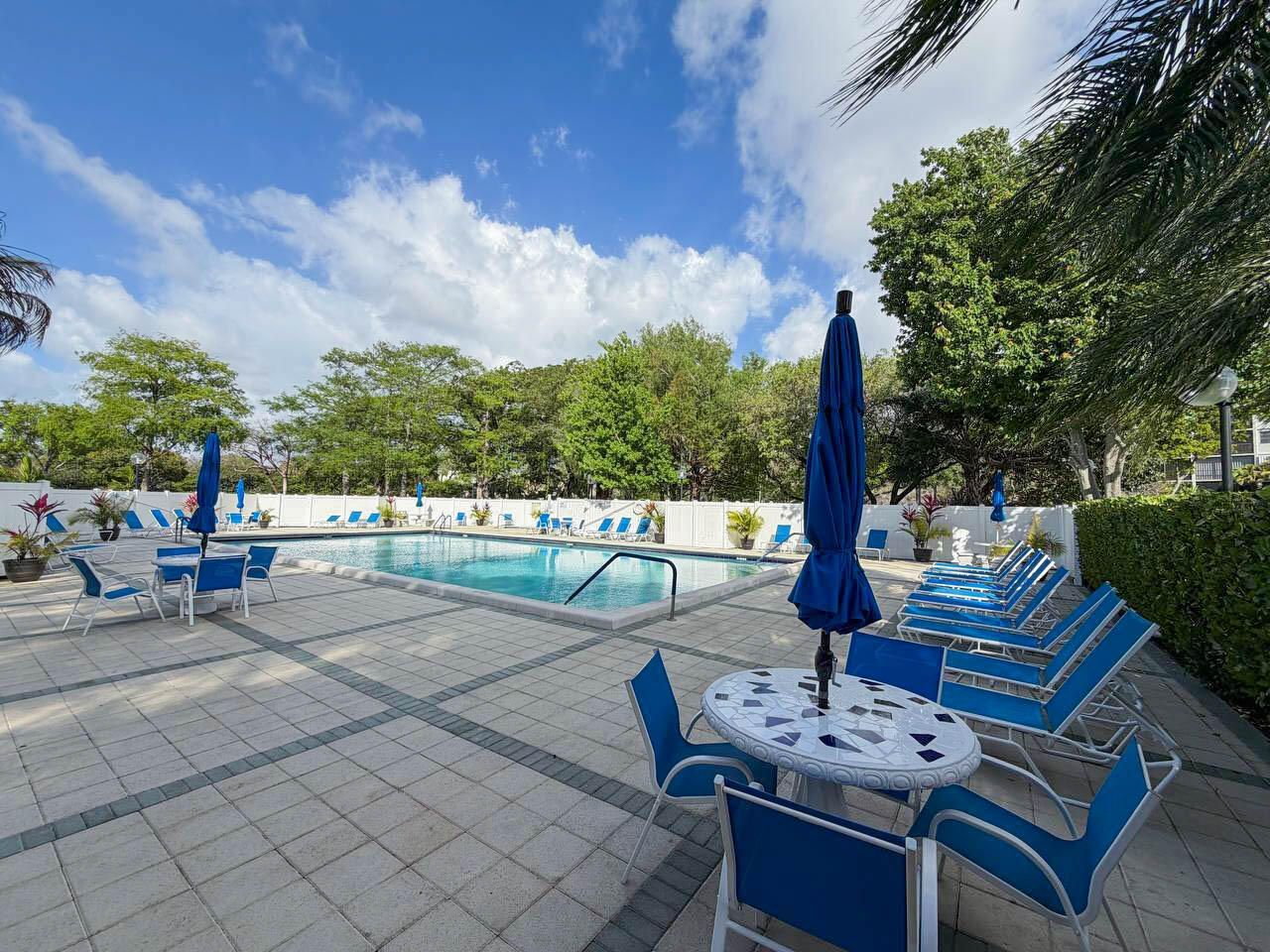 2334 S Cypress Bend Drive, Unit 202, Pompano Beach, FL 33069 Photo