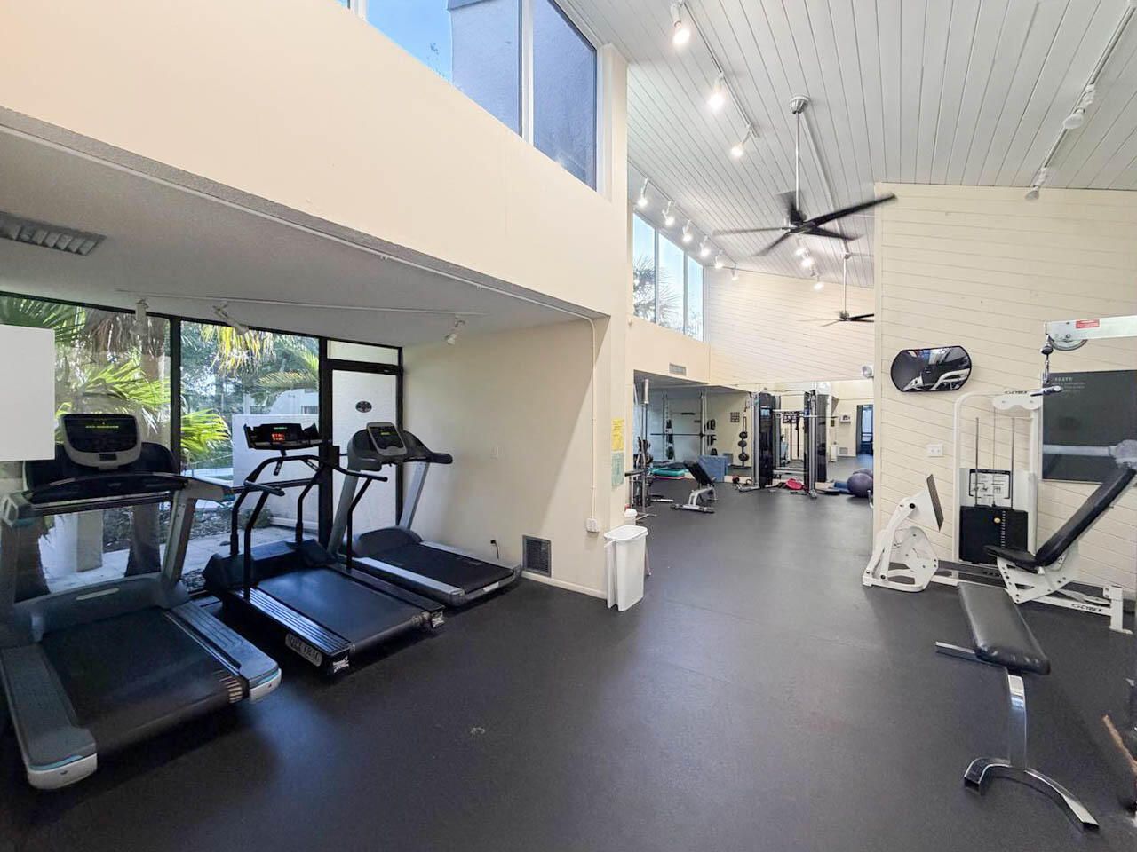 2334 S Cypress Bend Drive, Unit 202, Pompano Beach, FL 33069 Photo