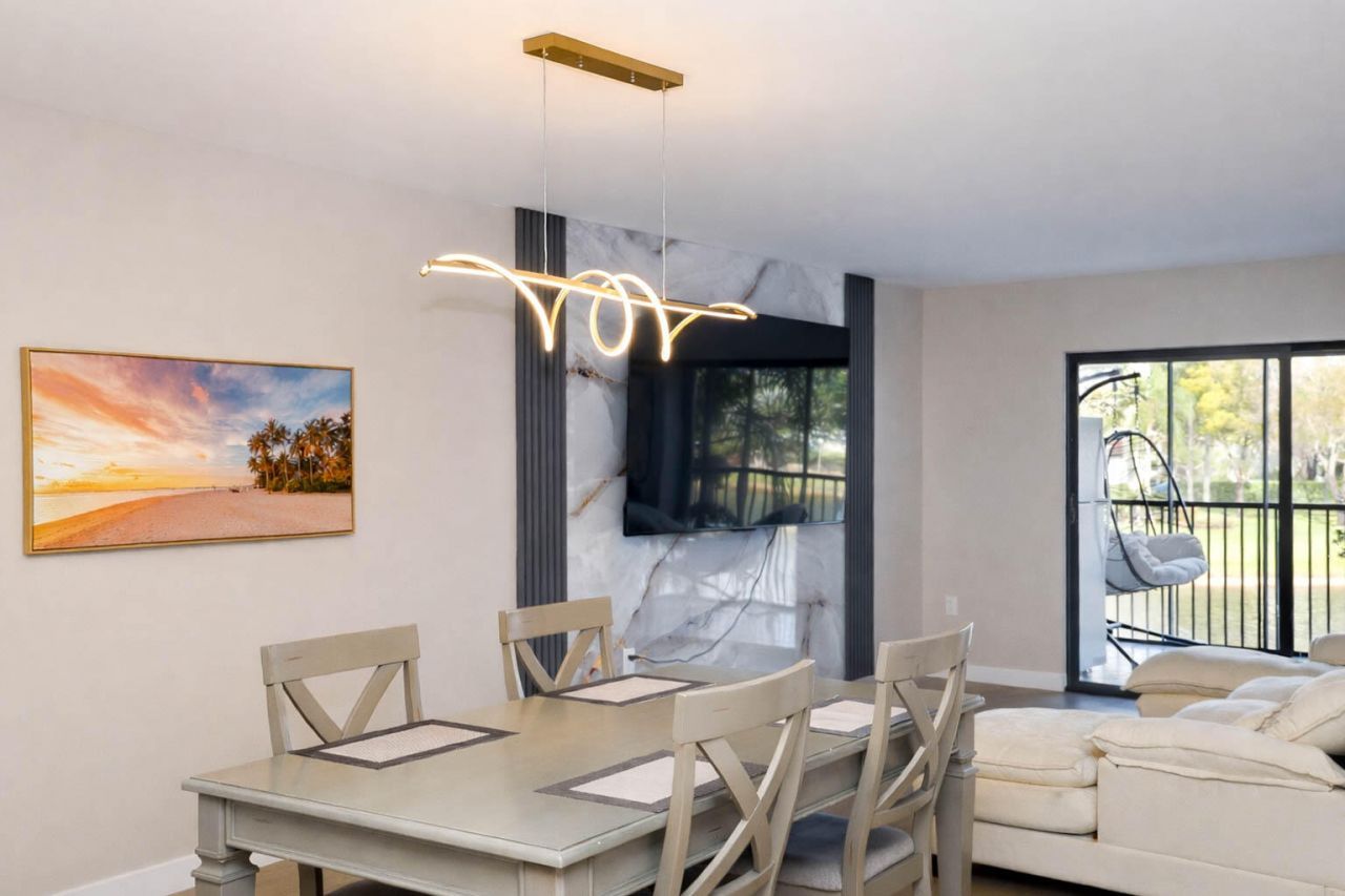 2334 S Cypress Bend Drive, Unit 202, Pompano Beach, FL 33069 Photo