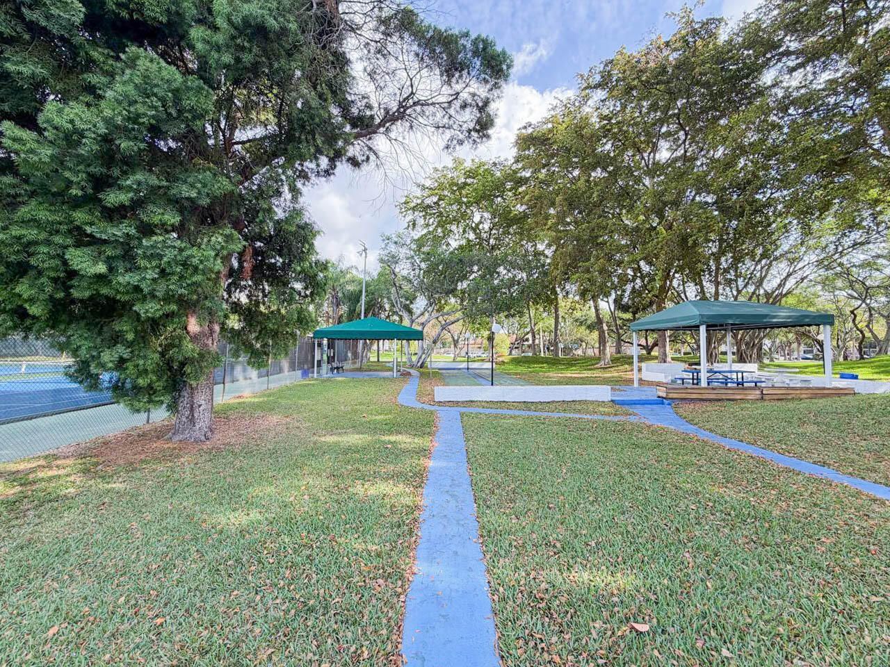 2334 S Cypress Bend Drive, Unit 202, Pompano Beach, FL 33069 Photo