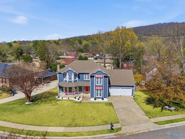 7804 Valley Bend Drive SE, Huntsville, AL 35802