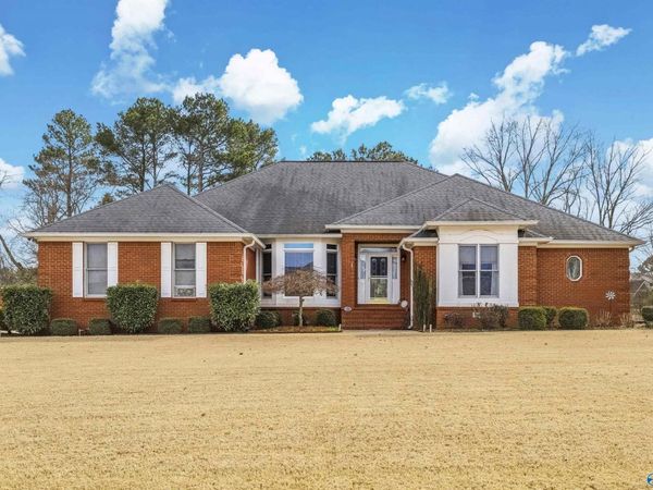 22302 Choctaw Lane, Athens, AL 35613