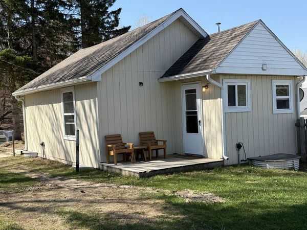 37690 W 2nd ST, Hulbert, MI 49748