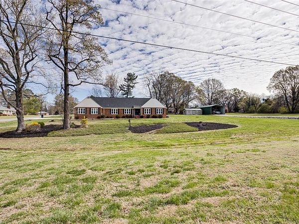 4701 Liberty Road, Greensboro, NC 27406