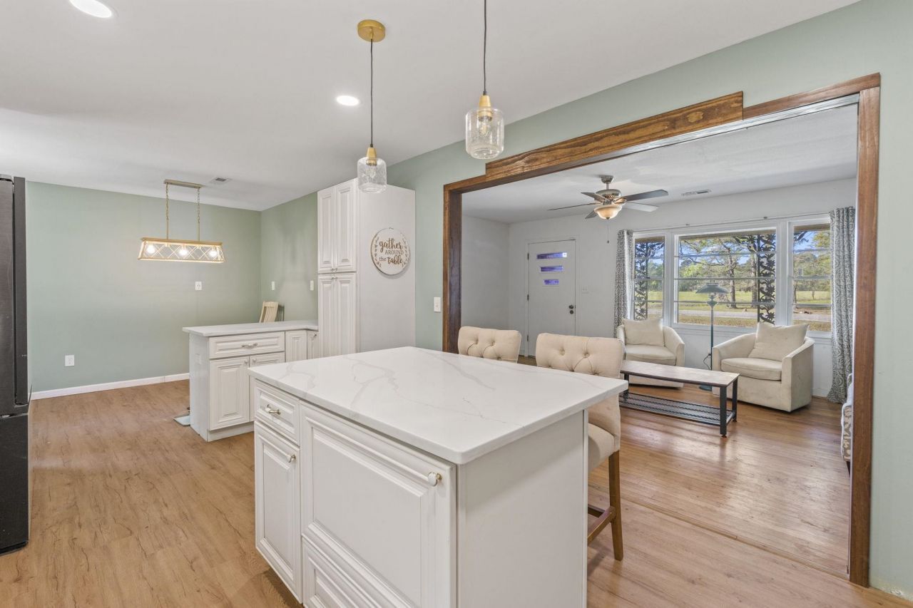 2090 Little Lamb Rd. Photo 11