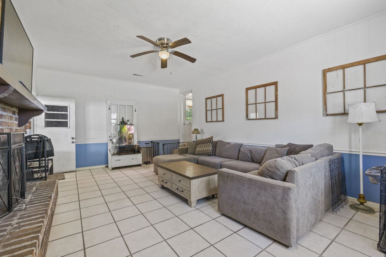 2090 Little Lamb Rd. Photo 21