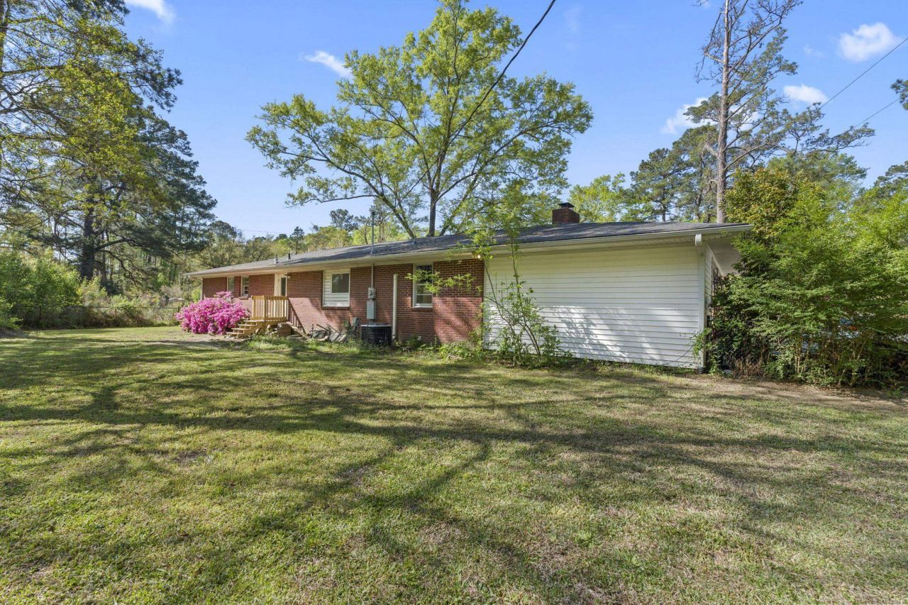 2090 Little Lamb Rd. Photo 32