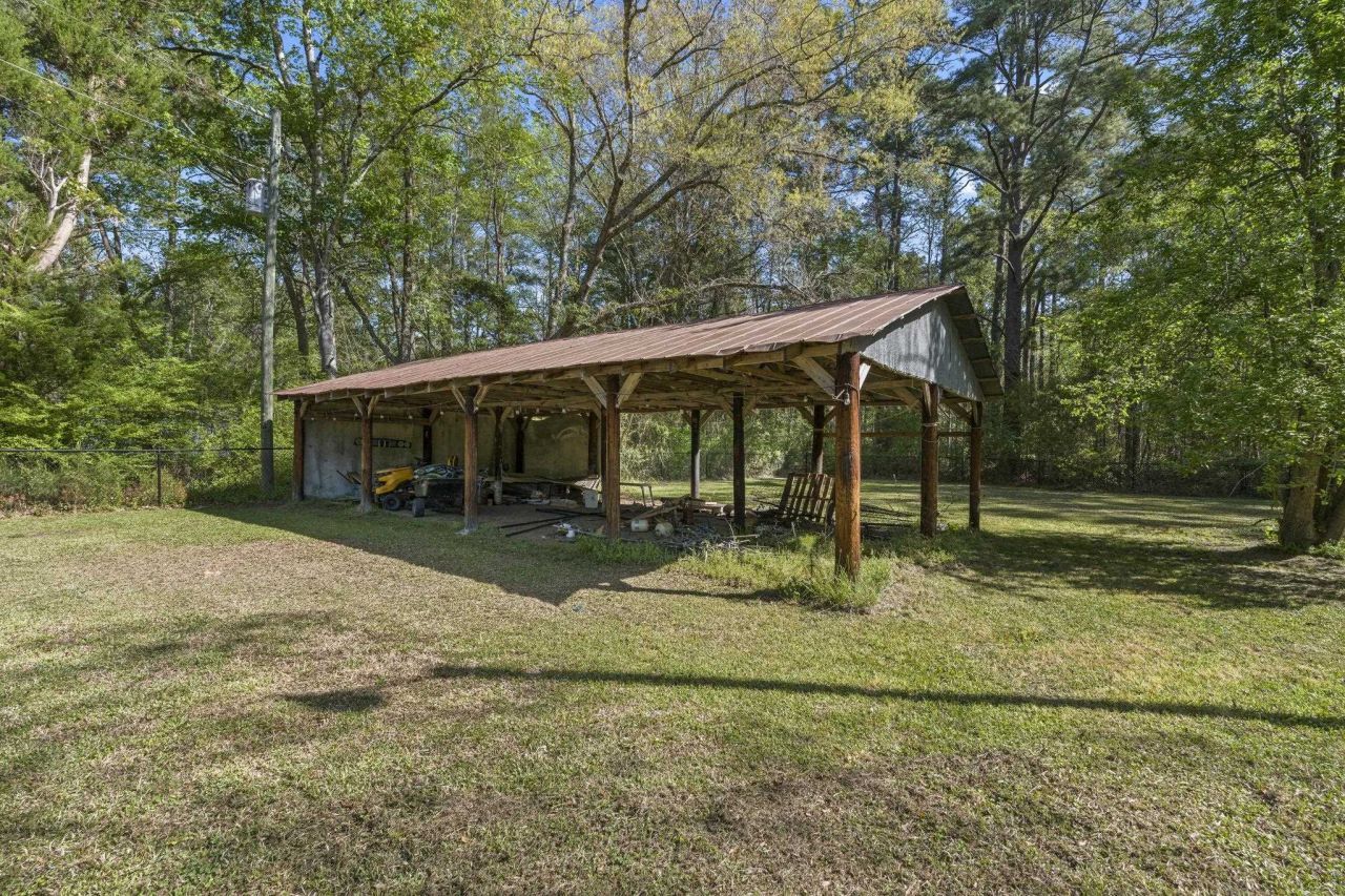 2090 Little Lamb Rd. Photo 33