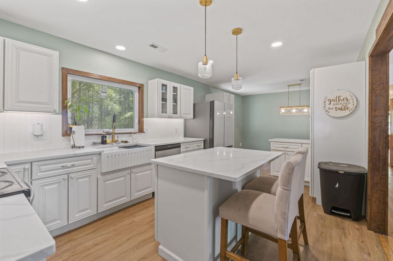 2090 Little Lamb Rd. Photo 9