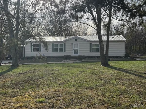 1155 Crabapple Lane, St Clair, MO 63077